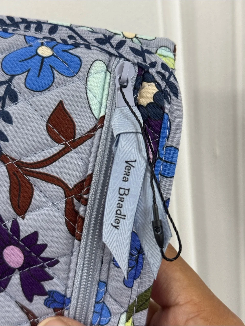 Vera Bradley Gray Quilted Floral Roll-Up flat iron cover & pad Bengal Lily